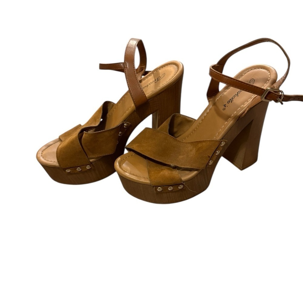 Breckelles Tan Platform Mules - Picture 4 of 7